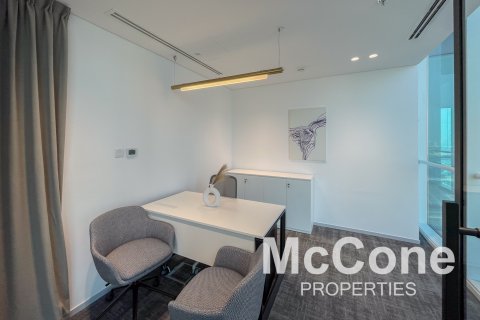 Kancelář v Sheikh Zayed Road, Dubai, SAE 212 m² Č.: 586851 - fotografie 17