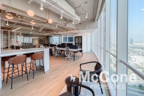 Kancelář v Sheikh Zayed Road, Dubai, SAE 212 m² Č.: 586851 - fotografie 14
