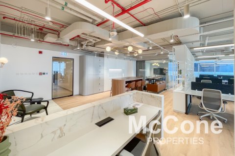 Kancelář v Sheikh Zayed Road, Dubai, SAE 212 m² Č.: 586851 - fotografie 12