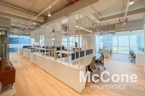 Kancelář v Sheikh Zayed Road, Dubai, SAE 212 m² Č.: 586851 - fotografie 2