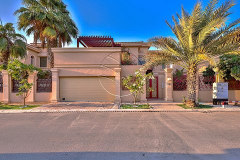 Vila v Abu Dhabi, SAE 4 ložnice, 520 m² Č.: 615447 - fotografie 1
