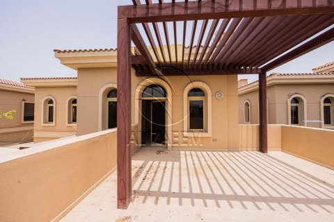 Vila v Abu Dhabi, SAE 4 ložnice, 520 m² Č.: 615447 - fotografie 12
