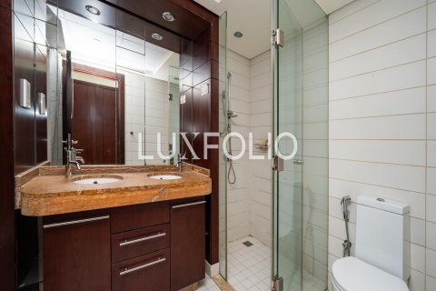 Apartament në Downtown Dubai (Downtown Burj Dubai), Dubai, Emiratet e Bashkuara Arabe 2 dhoma gjumi, 125 m2. № 627258 - Foto 15