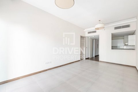 Зняти в оренду квартиру в Бизнес-Бэй, Дубай, ОАЕ 1 спальня, 78м2, № 603663 - фото 1