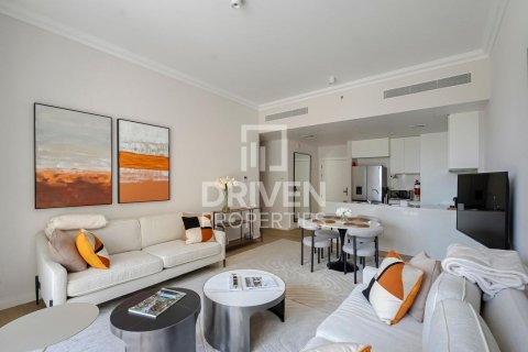 Byt v Jumeirah, Dubai, SAE 2 ložnice, 241 m² Č.: 603662 - fotografie 1