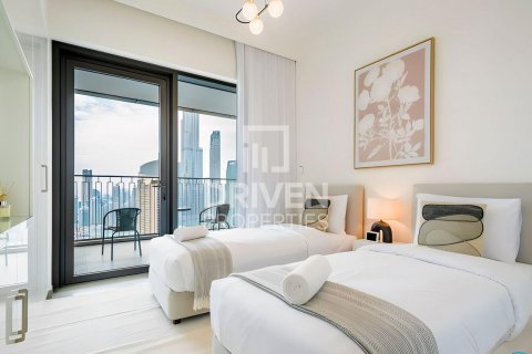 Apartament në Downtown Dubai (Downtown Burj Dubai), Dubai, Emiratet e Bashkuara Arabe 3 dhoma gjumi, 159 m2. № 603664 - Foto 3