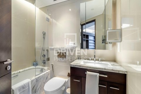 Apartment in Downtown Dubai (Downtown Burj Dubai), Dubai, UAE 3 bedrooms, 188 sq.m. № 504923 - photo 24