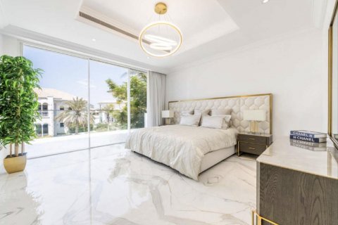 Vila u gradu Palm Jumeirah, Dubai, UAE 6 spavaće sobe, 612 m2 Br. 628575 - Slika 11