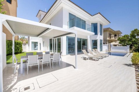 Vila u gradu Palm Jumeirah, Dubai, UAE 6 spavaće sobe, 612 m2 Br. 628575 - Slika 6
