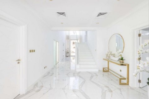 Vila u gradu Palm Jumeirah, Dubai, UAE 6 spavaće sobe, 612 m2 Br. 628575 - Slika 14