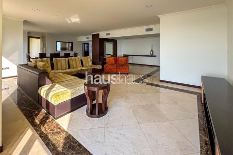 Byt v Jumeirah Beach Residence, Dubai, SAE 4 ložnice, 288 m² Č.: 627083 - fotografie 3