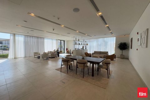 Vila di Dubai, UAE 3 bilik tidur, 137.8 meter persegi № 632752 - foto 1