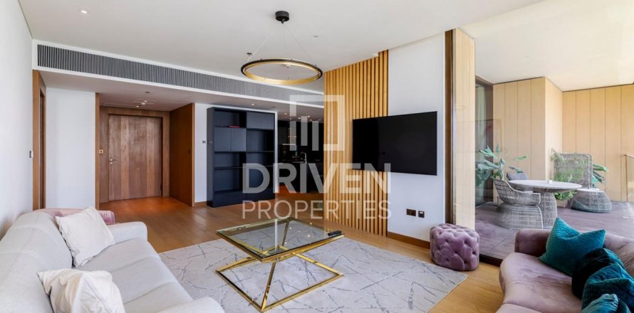 Apartament në Jumeirah, Dubai, Emiratet e Bashkuara Arabe 1 dhomë gjumi, 136 m2. № 603047