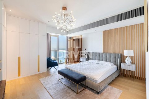 Apartament në Jumeirah, Dubai, Emiratet e Bashkuara Arabe 1 dhomë gjumi, 136 m2. № 603047 - Foto 4