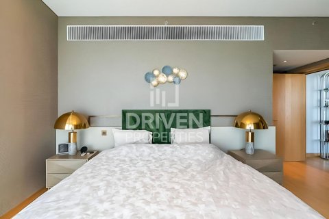 Apartmen di Jumeirah, Dubai, UAE 1 bilik tidur, 138 meter persegi № 603049 - foto 5