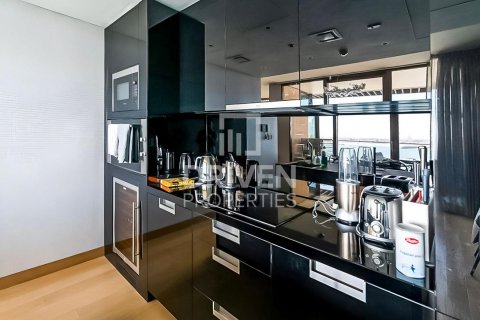 Apartmen di Jumeirah, Dubai, UAE 1 bilik tidur, 138 meter persegi № 603049 - foto 8