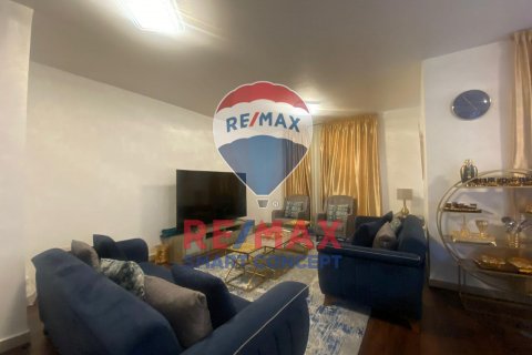 Villa in Al Reef, Abu Dhabi, UAE 5 bedrooms, 348.3 sq.m. № 580388 - photo 16