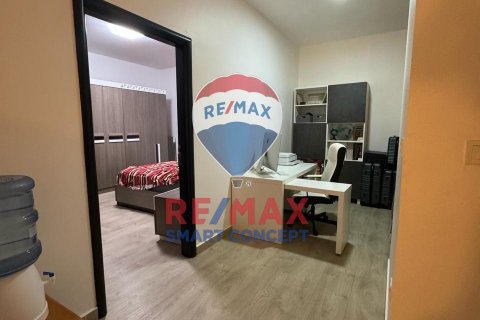 Villa in Al Reef, Abu Dhabi, UAE 5 bedrooms, 348.3 sq.m. № 580388 - photo 18