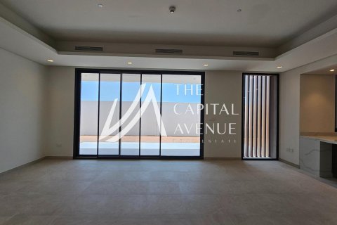 Villa para arrendamento em Saadiyat Island, Abu Dhabi, EAU 4 quartos, 555 m2 № 604683 - foto 3
