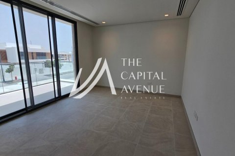 Villa para arrendamento em Saadiyat Island, Abu Dhabi, EAU 4 quartos, 555 m2 № 604683 - foto 8