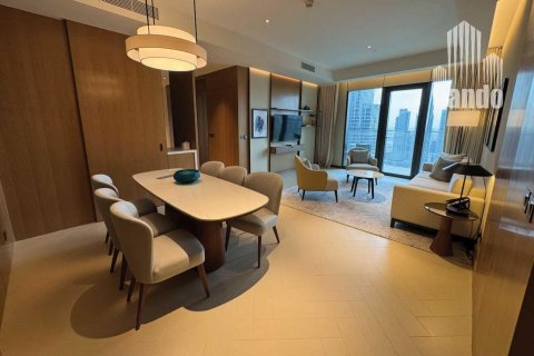 Apartment in Downtown Dubai (Downtown Burj Dubai), Dubai, UAE 3 bedrooms, 143.8 sq.m. № 580031 - photo 17