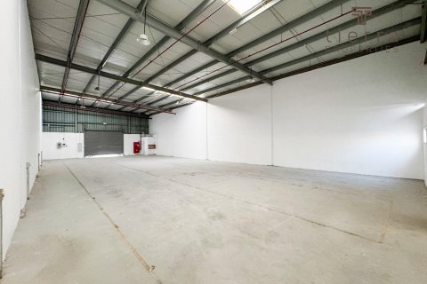 Magazinë në Al Quoz, Dubai, Emiratet e Bashkuara Arabe 329.8 m2. № 567191 - Foto 1