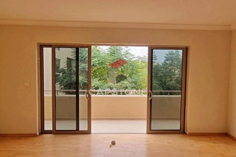 Townhouse in Al Raha Gardens, Abu Dhabi, UAE 3 bedrooms, 255 sq.m. № 604530 - photo 8