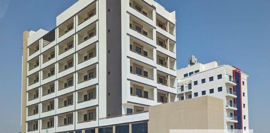 Магазин в Дубай, ОАЕ 106.7м2 № 573025
