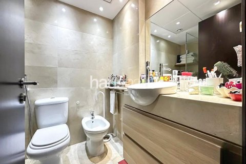 Apartment in Jumeirah Lake Towers, Dubai, UAE 3 bedrooms, 163 sq.m. № 625426 - photo 7