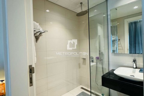 Apartment in Business Bay, Dubai, UAE 2 bedrooms, 99 sq.m. № 593523 - photo 2