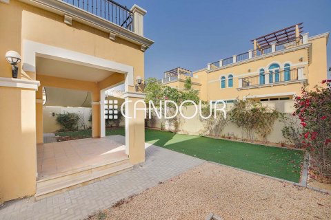 Villa in Jumeirah Park, Dubai, UAE 4 bedrooms, 539.9 sq.m. № 600489 - photo 24