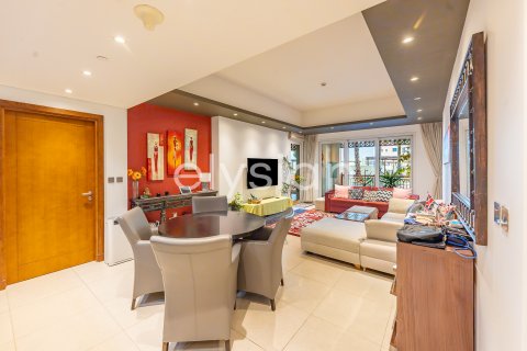 Appartamento in affitto a Palm Jumeirah, Dubai, EAU 2 camere da letto, 190 mq. № 600293 - foto 6