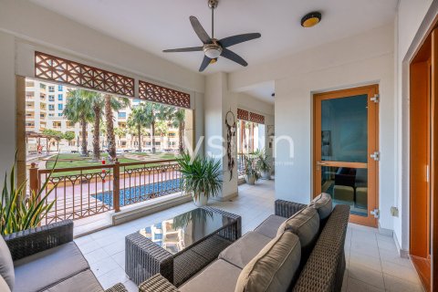 Appartamento in affitto a Palm Jumeirah, Dubai, EAU 2 camere da letto, 190 mq. № 600293 - foto 1