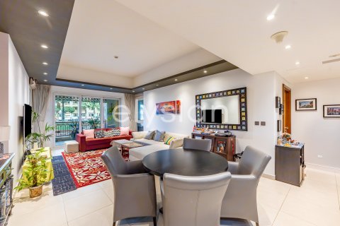 Appartamento in affitto a Palm Jumeirah, Dubai, EAU 2 camere da letto, 190 mq. № 600293 - foto 5