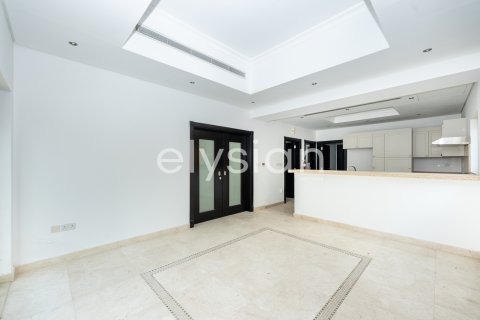 Vilë në Al Furjan, Dubai, Emiratet e Bashkuara Arabe 3 dhoma gjumi, 322 m2. № 600295 - Foto 4