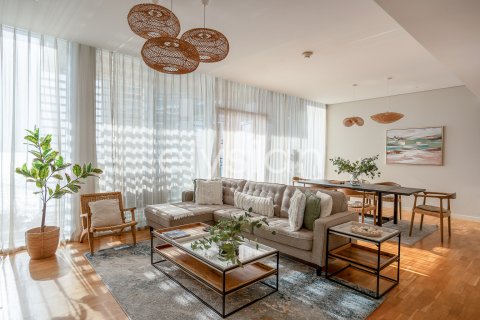 Apartamento para arrendamento em Bluewaters, Dubai, EAU 2 quartos, 135 m2 № 600296 - foto 1