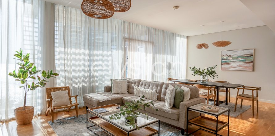 Apartamento em Bluewaters, Dubai, EAU 2 quartos, 135 m2 № 600296