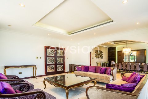 Vila di Palm Jumeirah, Dubai, UAE 4 bilik tidur, 689 meter persegi № 600294 - foto 3