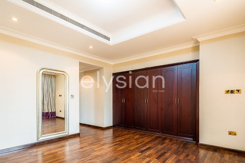 Vila di Palm Jumeirah, Dubai, UAE 4 bilik tidur, 689 meter persegi № 600294 - foto 27