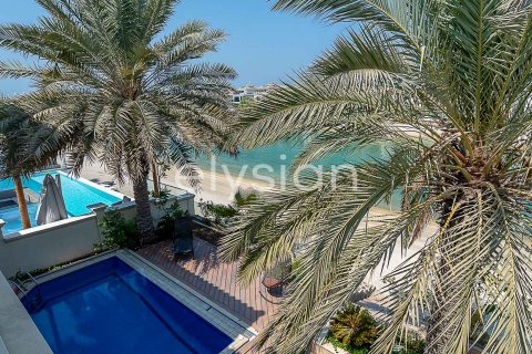 Vila di Palm Jumeirah, Dubai, UAE 4 bilik tidur, 689 meter persegi № 600294 - foto 7