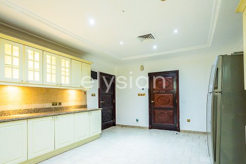 Vila di Palm Jumeirah, Dubai, UAE 4 bilik tidur, 689 meter persegi № 600294 - foto 10
