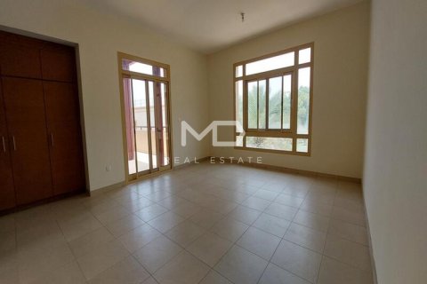 Vila v Al Raha Golf Gardens, Abu Dhabi, SAE 4 ložnice, 370 m² Č.: 555522 - fotografie 9