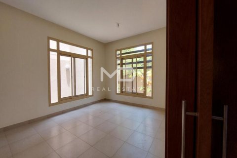 Vila v Al Raha Golf Gardens, Abu Dhabi, SAE 4 ložnice, 370 m² Č.: 555522 - fotografie 19