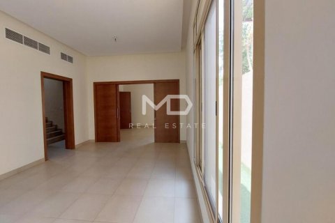 Vila v Al Raha Golf Gardens, Abu Dhabi, SAE 4 ložnice, 370 m² Č.: 555522 - fotografie 25