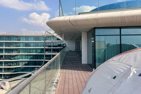 Apartament në Al Raha Beach, Abu Dhabi, Emiratet e Bashkuara Arabe 3 dhoma gjumi, 222 m2. № 615475 - Foto 15