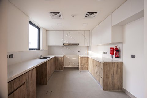 Vila na Yas Island, Abu Dhabi, SAE 4 ložnice, 315 m² Č.: 615476 - fotografie 10