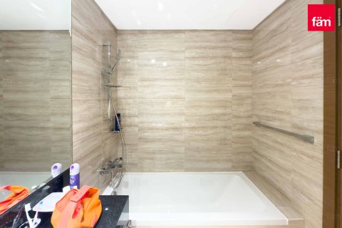 Apartment in Business Bay, Dubai, UAE 1 bedroom, 70.2 sq.m. № 572021 - photo 16