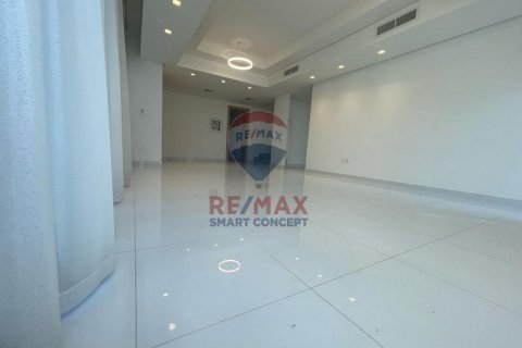 Shtëpi në qytet në Dubai, Emiratet e Bashkuara Arabe 4 dhoma gjumi, 328.5 m2. № 590762 - Foto 16