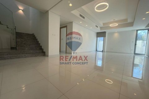 Shtëpi në qytet në Dubai, Emiratet e Bashkuara Arabe 4 dhoma gjumi, 328.5 m2. № 590762 - Foto 18