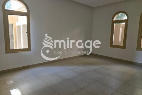 Városi lakóépület itt: Al Raha Golf Gardens, Abu Dhabi, EAE, 4 hálószoba, 536.9 m², azonosító: 597136 - fénykép 4